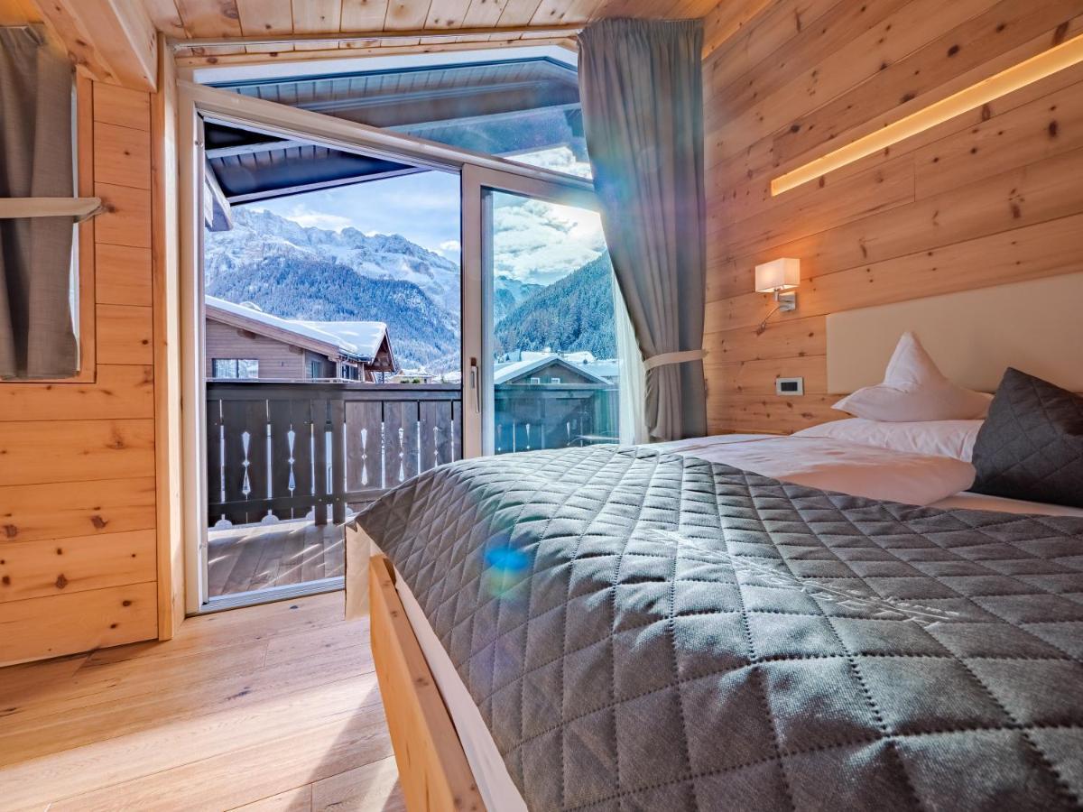 Chalet Elisabeth Dolomites Alpin & Charme Selva di Val Gardena Bagian luar foto