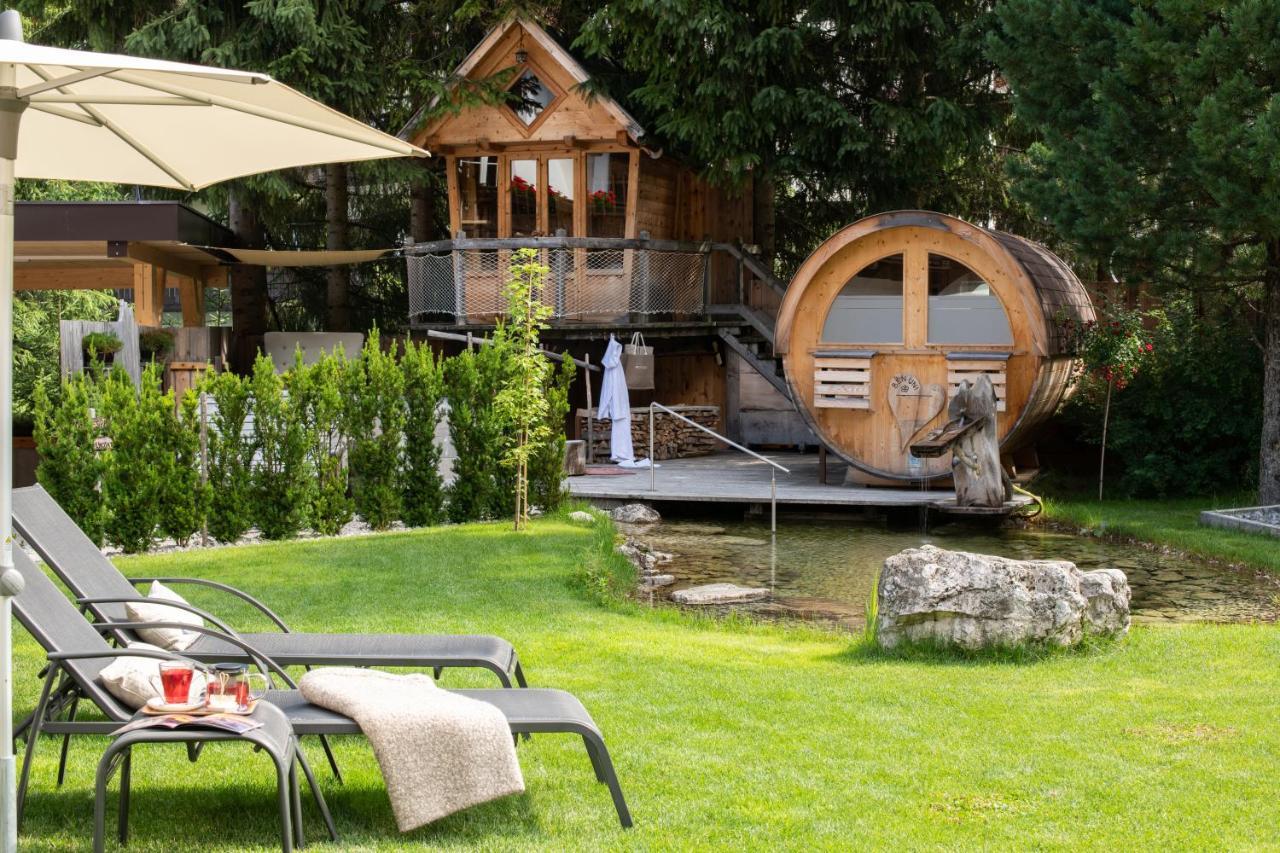 Chalet Elisabeth Dolomites Alpin & Charme Selva di Val Gardena Bagian luar foto