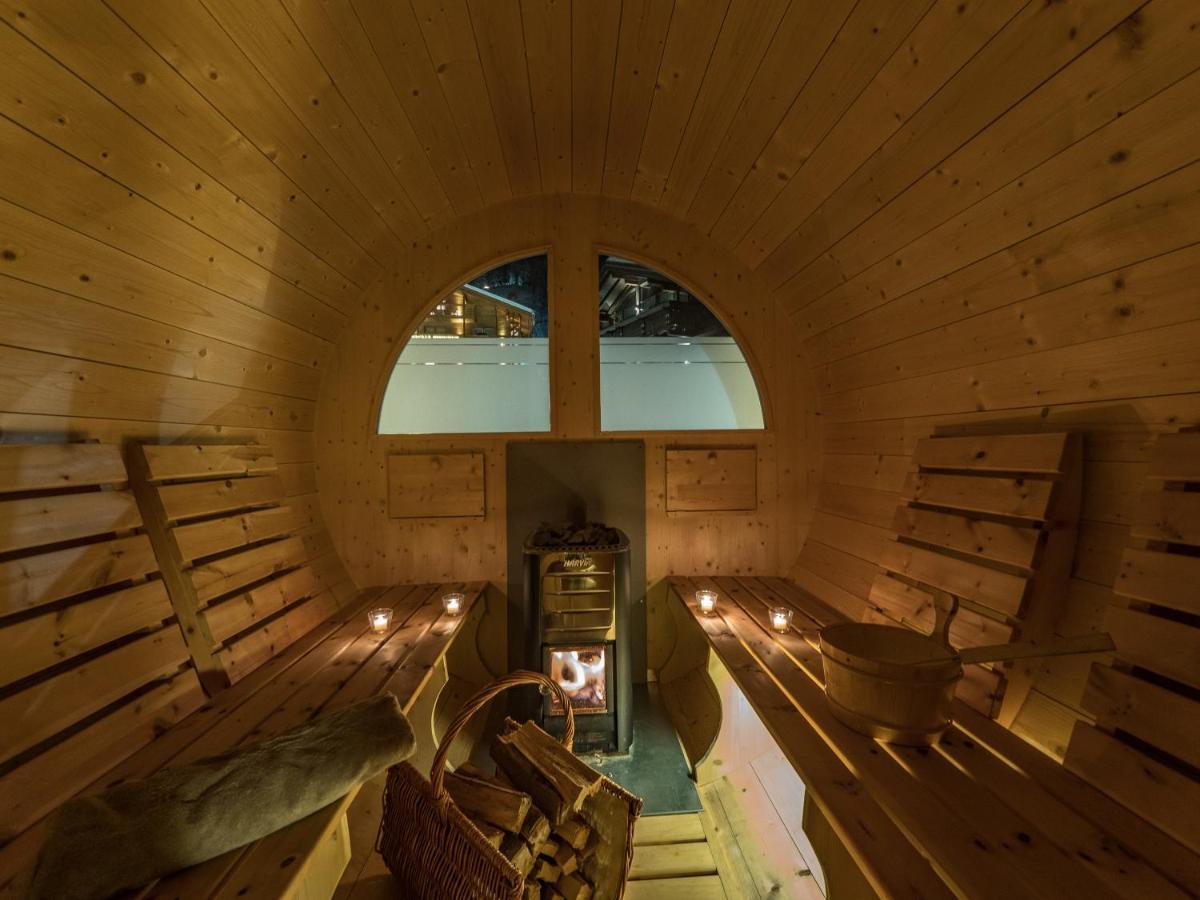 Chalet Elisabeth Dolomites Alpin & Charme Selva di Val Gardena Bagian luar foto