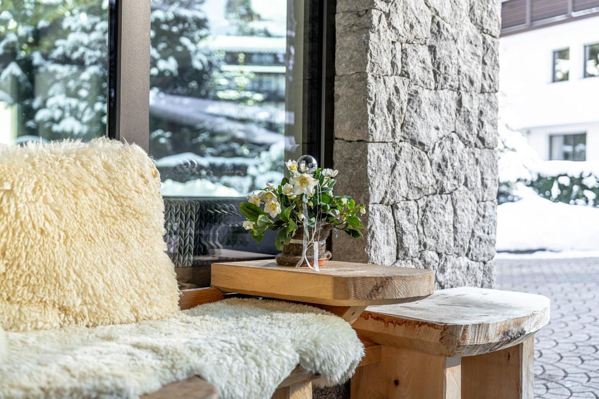 Chalet Elisabeth Dolomites Alpin & Charme Selva di Val Gardena Bagian luar foto